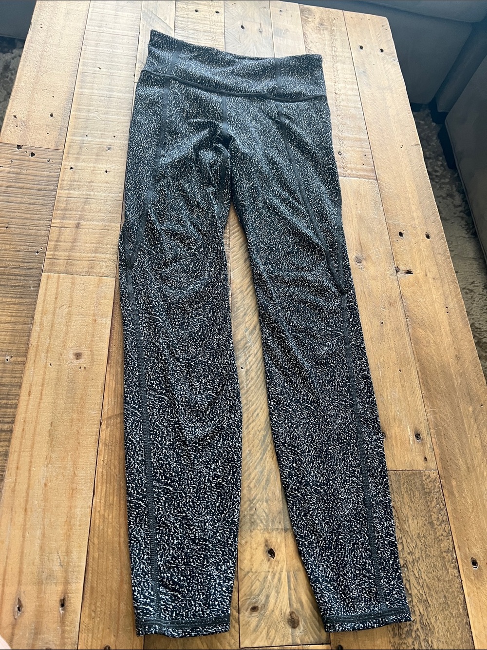 Athleta XS leggings.